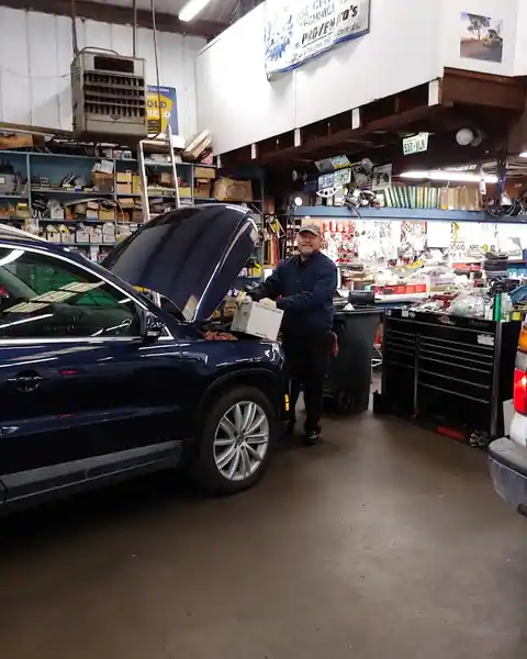 A & A Automotive in Sausalito