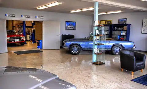 Marlow Motor-Werks in Seaside