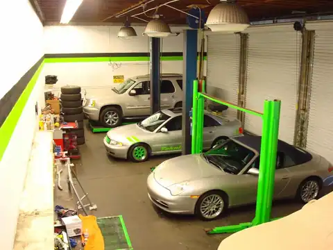 Teknik Brakes and Auto repair in Seaside