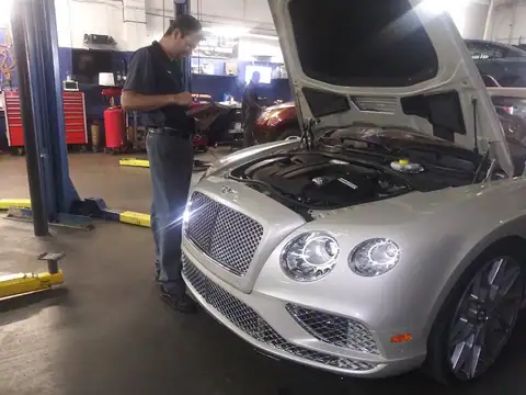 C & M Automotive and Transmission in Simi Valley