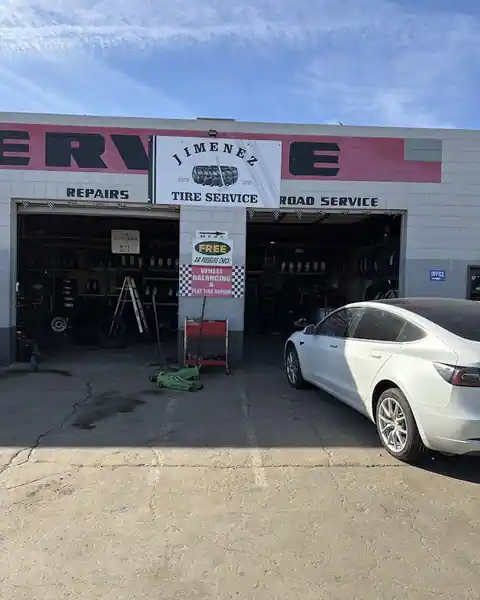 Jimenez Tire Service in Soledad