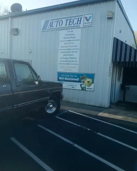 Auto Tech in Sonora