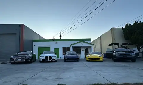 BayLux Exotic Auto Group in South San Francisco