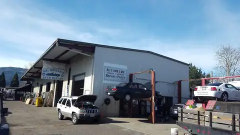 St Helena Automotive Repair in St Helena