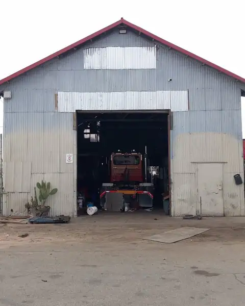 Lopez Truck Repair in Stockton