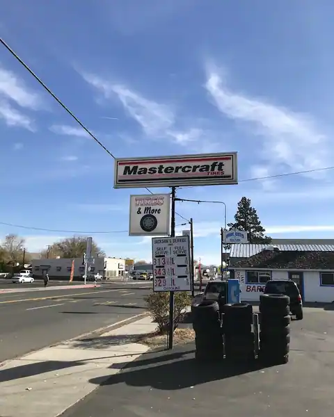 Jackson's Service Center in Susanville