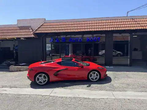 J & S Auto Body in Thousand Oaks