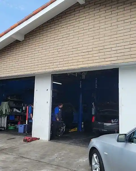 Ventura Tech Auto Clinic LLC in Thousand Oaks