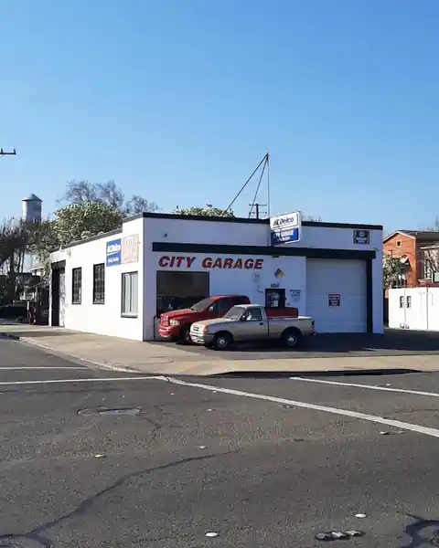 City Garage in Tracy