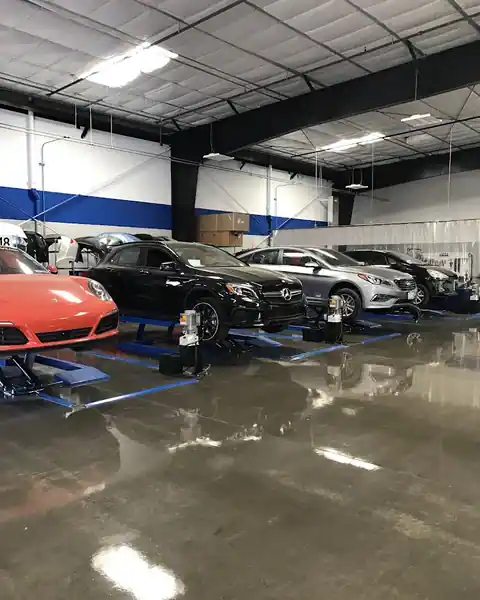 Tracy Collision, Inc in Tracy