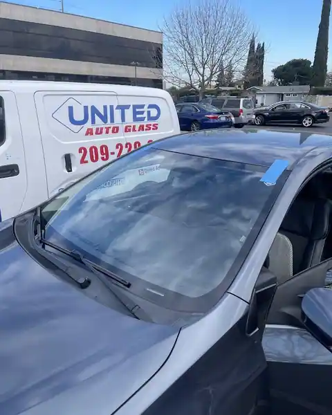 United Auto Glass mobile service in Tracy