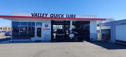Valley Quick Lube in Tracy