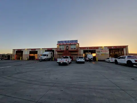 United Truck Service and Wash in Tulare