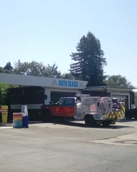 Nelson Auto Glass in Ukiah