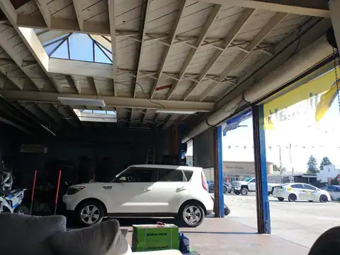 Barajas Tire Shop in Vallejo