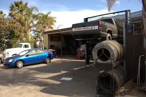 Victor's Auto & Electric in Ventura