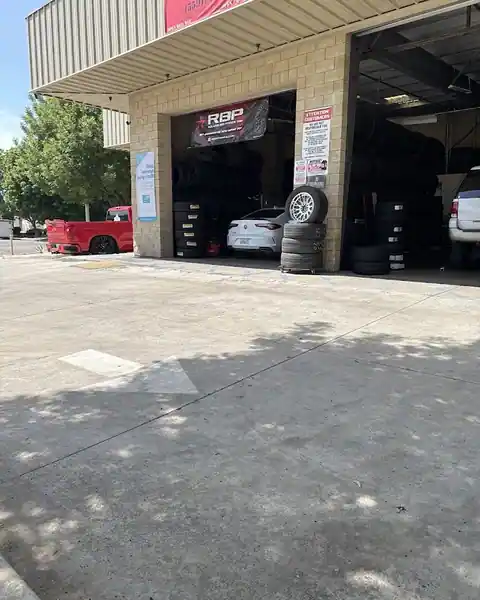 Cesar's Tire Shop in Visalia
