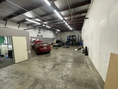 LGD Automotive, LLC in Visalia