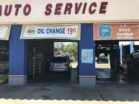 Cox Auto Service in Vista