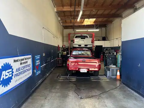 X-Ray Smog Check & Auto Repair INC | Vista Smog Check in Vista