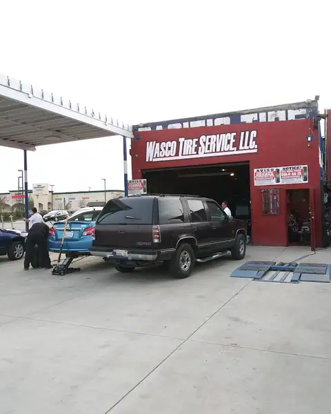 Wasco Tire Service in Wasco