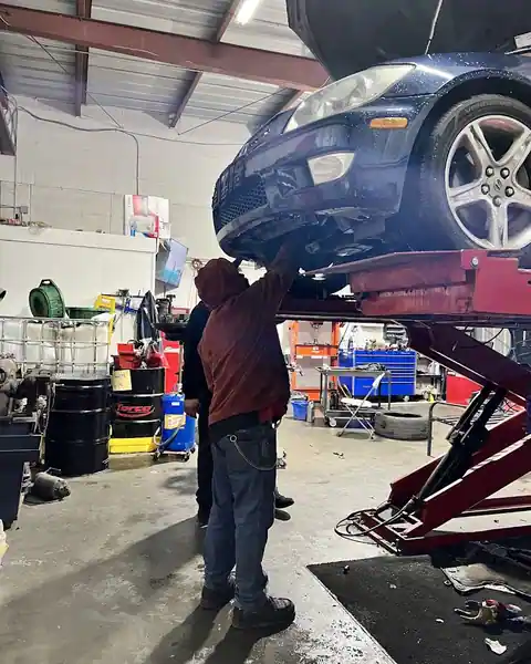 Best Service Automotive & Truck Repairs in Watsonville