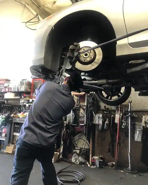 Bolsa Auto Repair & Muffler in Westminster