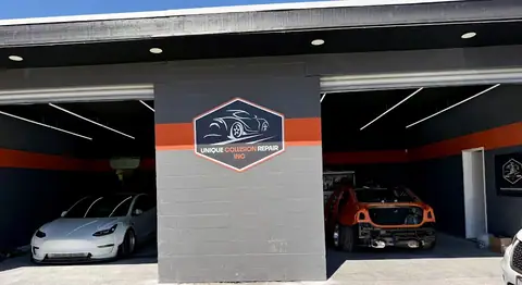 Unique Collision Repair Inc. in Westminster