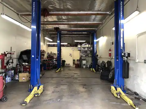 Vtec Auto Repair in Westminster