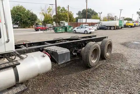 L&T Truck Repair in Willows