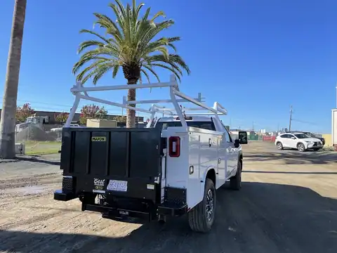 Best Truck Body And Trailer Repair in Windsor
