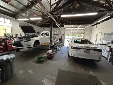 New Age Automotive in Woodland