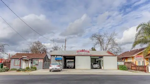 Zendejas Brothers Body Shop in Woodland