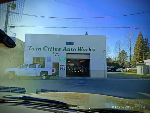 Twin Cities Auto Works in Yuba City