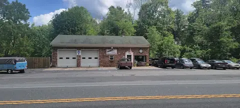 Jensen's Service Center in Andover