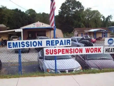 Pedro's Body Shop in Austell