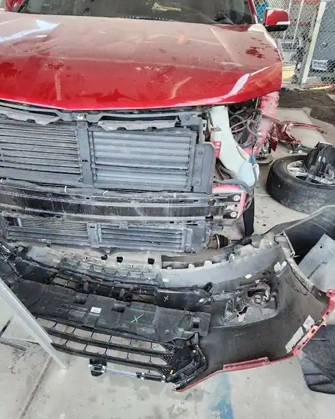 TIP TOP AUTO RECONDITIONING, LLC in Avondale