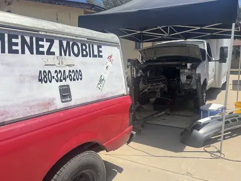 Jiménez mobile auto service in Scottsdale