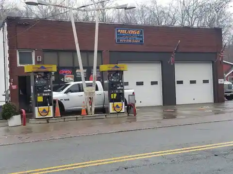 Rudge Towing & Recovery in Bloomingdale
