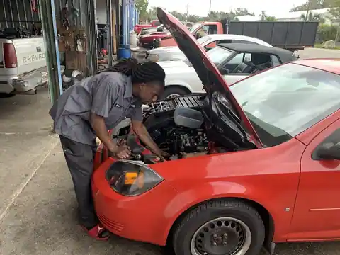Earl & Snoop Auto Repair in Bradenton