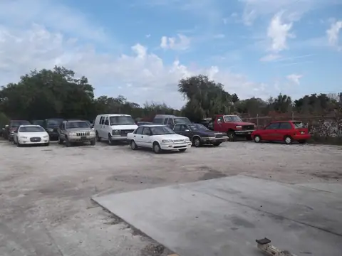 Tom's Automotive Services in Bradenton