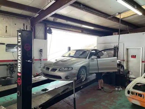 360 Customs, Inc. in Brandon