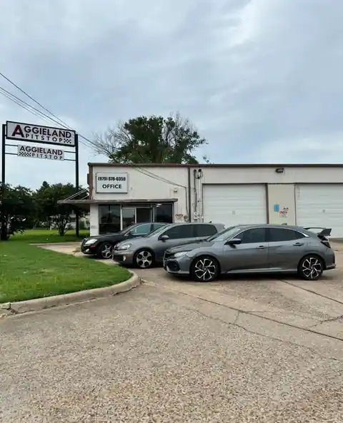 Aggieland Pit Stop near Bryan