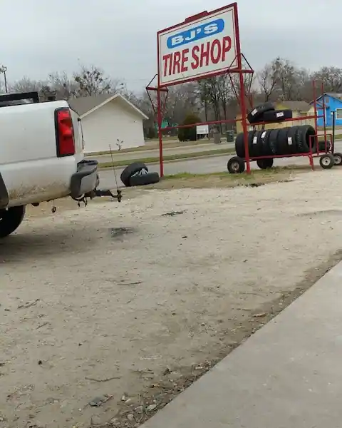 BJ Tires in Bryan