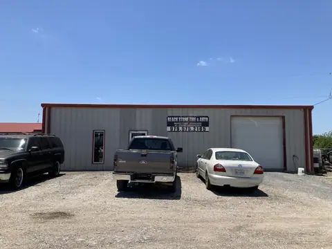 Blackstone Tire and Auto in Bryan