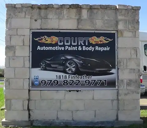 Court Automotive Paint & Body in Bryan