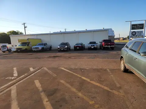 Mansel's Wheel Alignment near Bryan