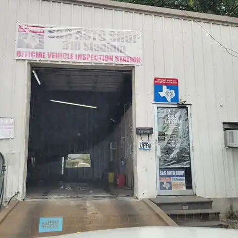 S&S Auto Shop in Bryan