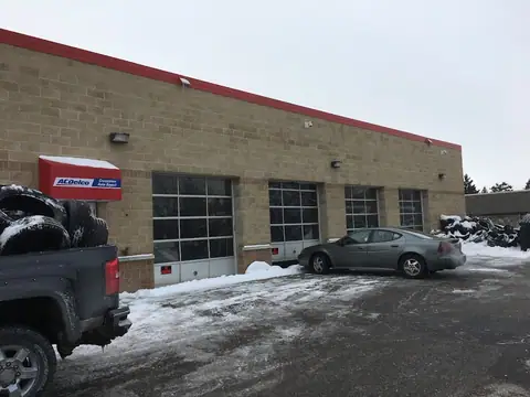 Crosstown Auto Repair in Burnsville