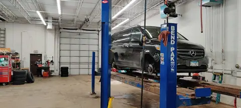 Master Automotive Tire & Lube in Burnsville